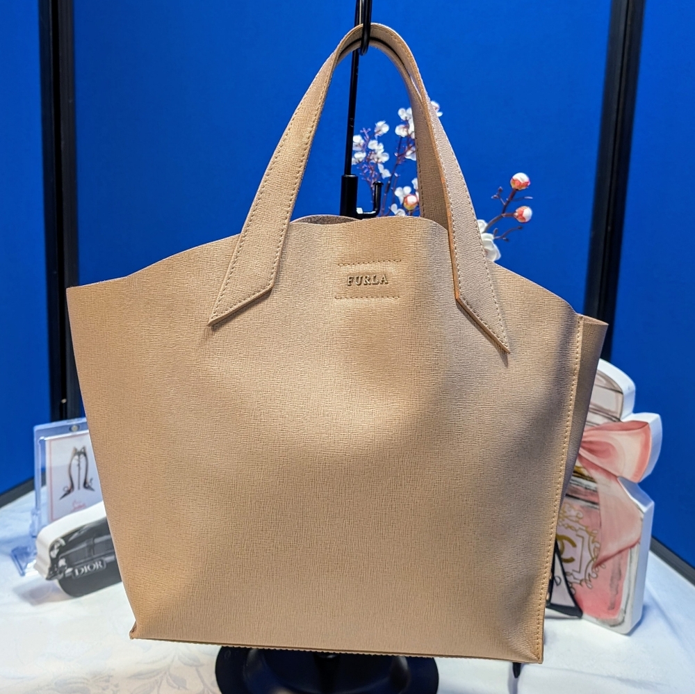 Furla Tan Leather Tote Bag with Structured Design